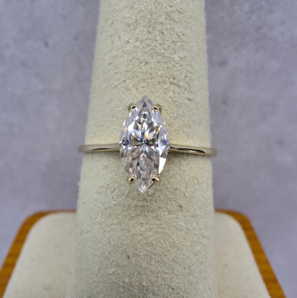 Size 8 1.0ct Marquise Moissanite Solitaire Ring 14K Gold Plated 925 Silver GRA